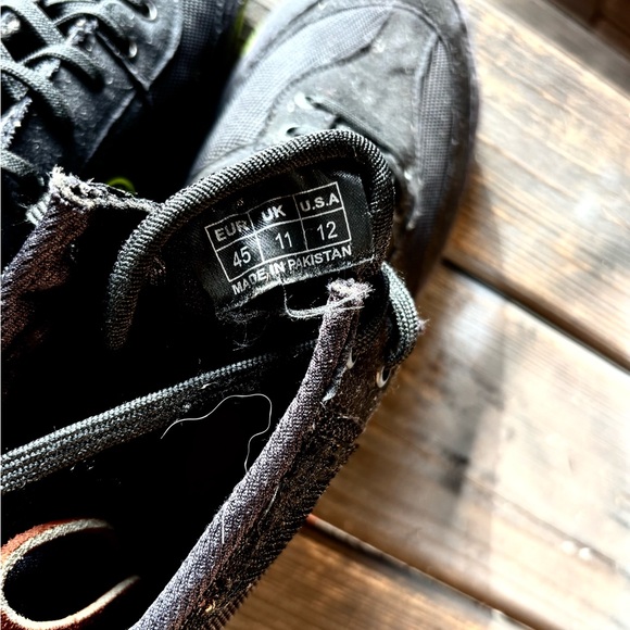 Black and yellow lace-up wrestling shoes #wrestlinggear size 12 ready to wear - Picture 7 of 7